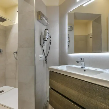 Apartment On Elba In With Private *